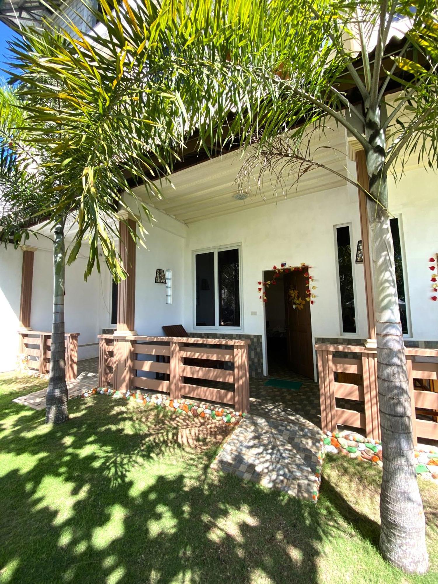 Oceanfront Beach Resort Siquijor Eksteriør billede